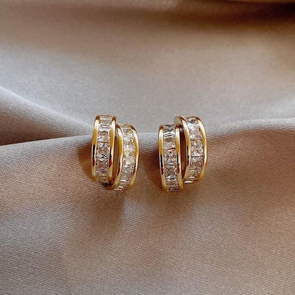 ✨💎 Simple Small Fashion Earrings — Elegant & Stylish Everyday Jewelry