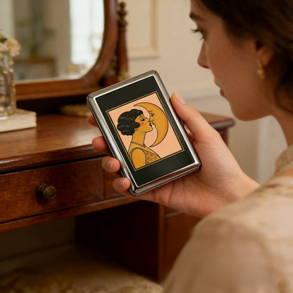 🌙🐈‍⬛ Vintage Versatile Card Holder