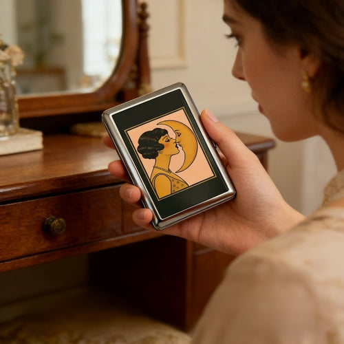 🌙🐈‍⬛ Vintage Versatile Card Holder