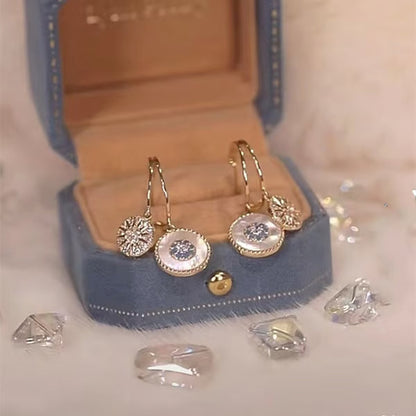 💎 Sparkling Natural Shell Zircon Earrings – Elegant & Lightweight