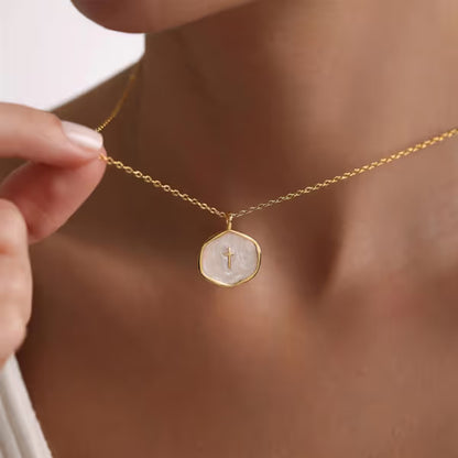 🔥✝️ Vintage Cross Necklace — Timeless Style with a Meaningful Touch