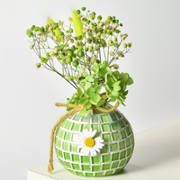 Daisy Round