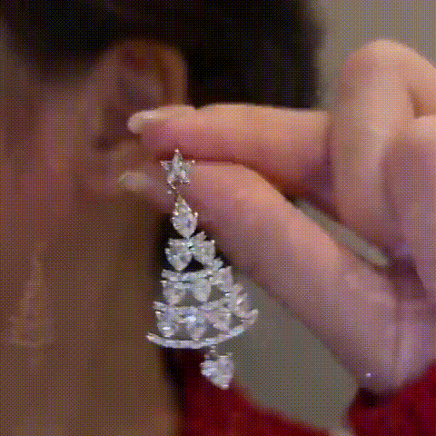 🎄💎 Christmas Tree Drop Earrings — Sparkling & Stylish Holiday Jewelry