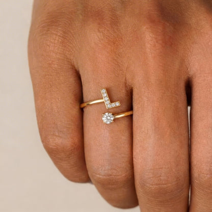 💍 Elegant Adjustable Initial Ring – A Meaningful Gift for Her